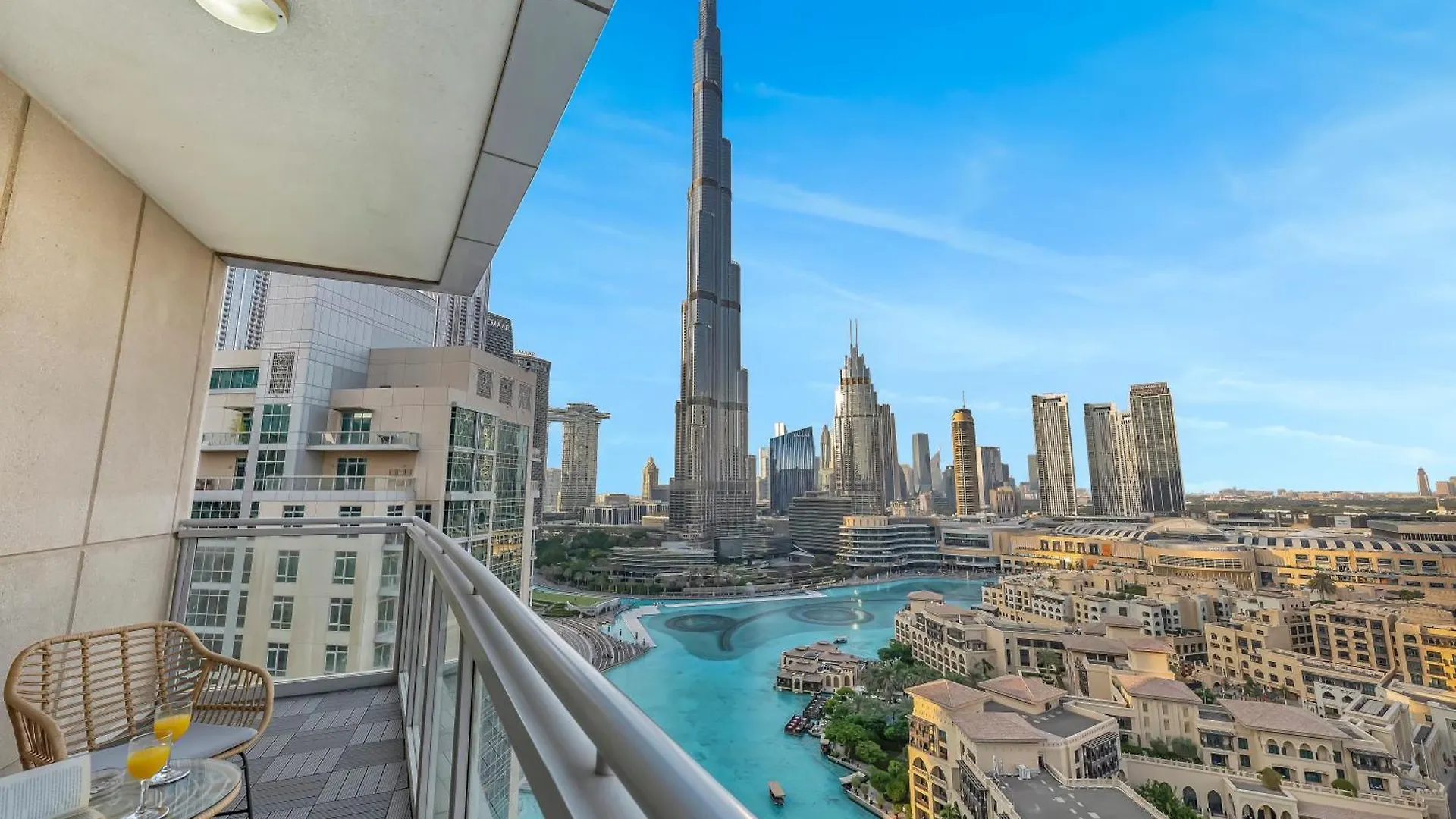 Appartamento 4 Bhk In Downtown With Iconic Burj Khalifa Views, 2 Minutes Walk To Dubai Mall