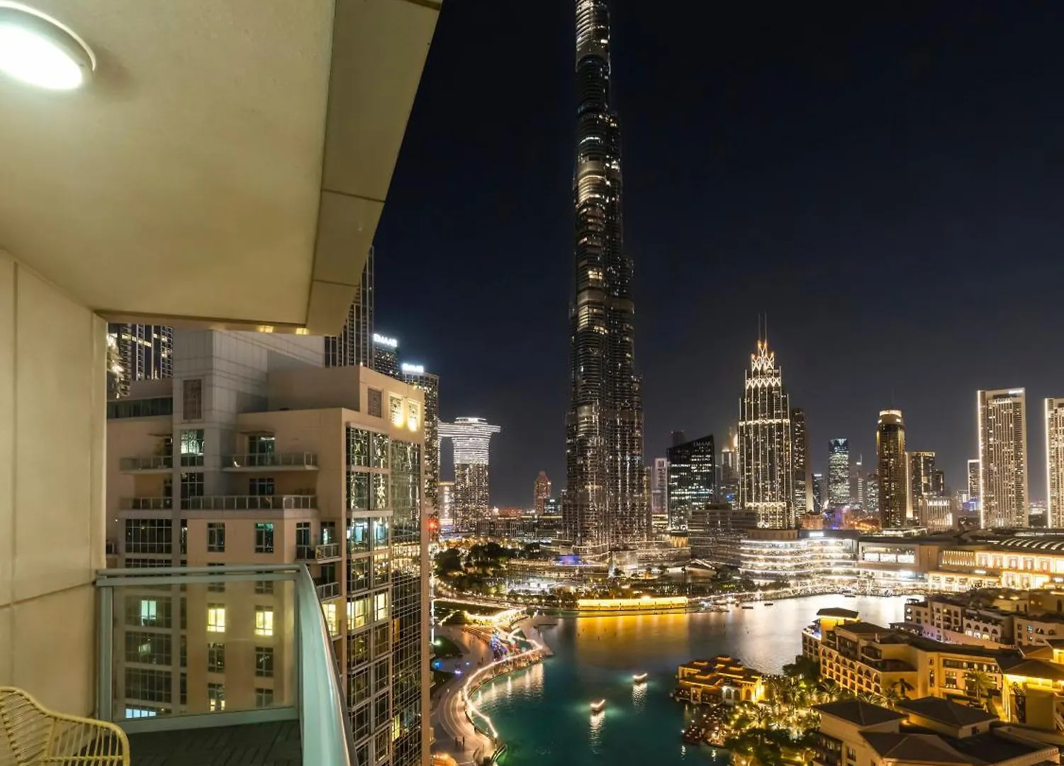 Appartamento 4 Bhk In Downtown With Iconic Burj Khalifa Views, 2 Minutes Walk To Dubai Mall Emirati Arabi Uniti