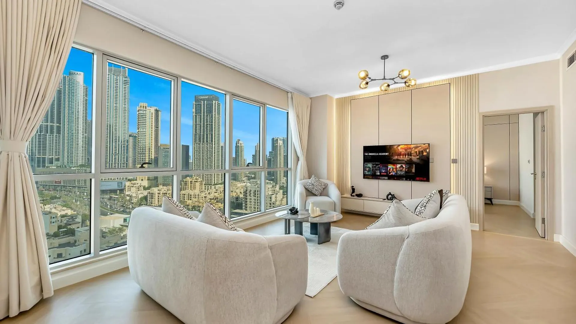 4 Bhk In Downtown With Iconic Burj Khalifa Views, 2 Minutes Walk To Dubai Mall Appartamento