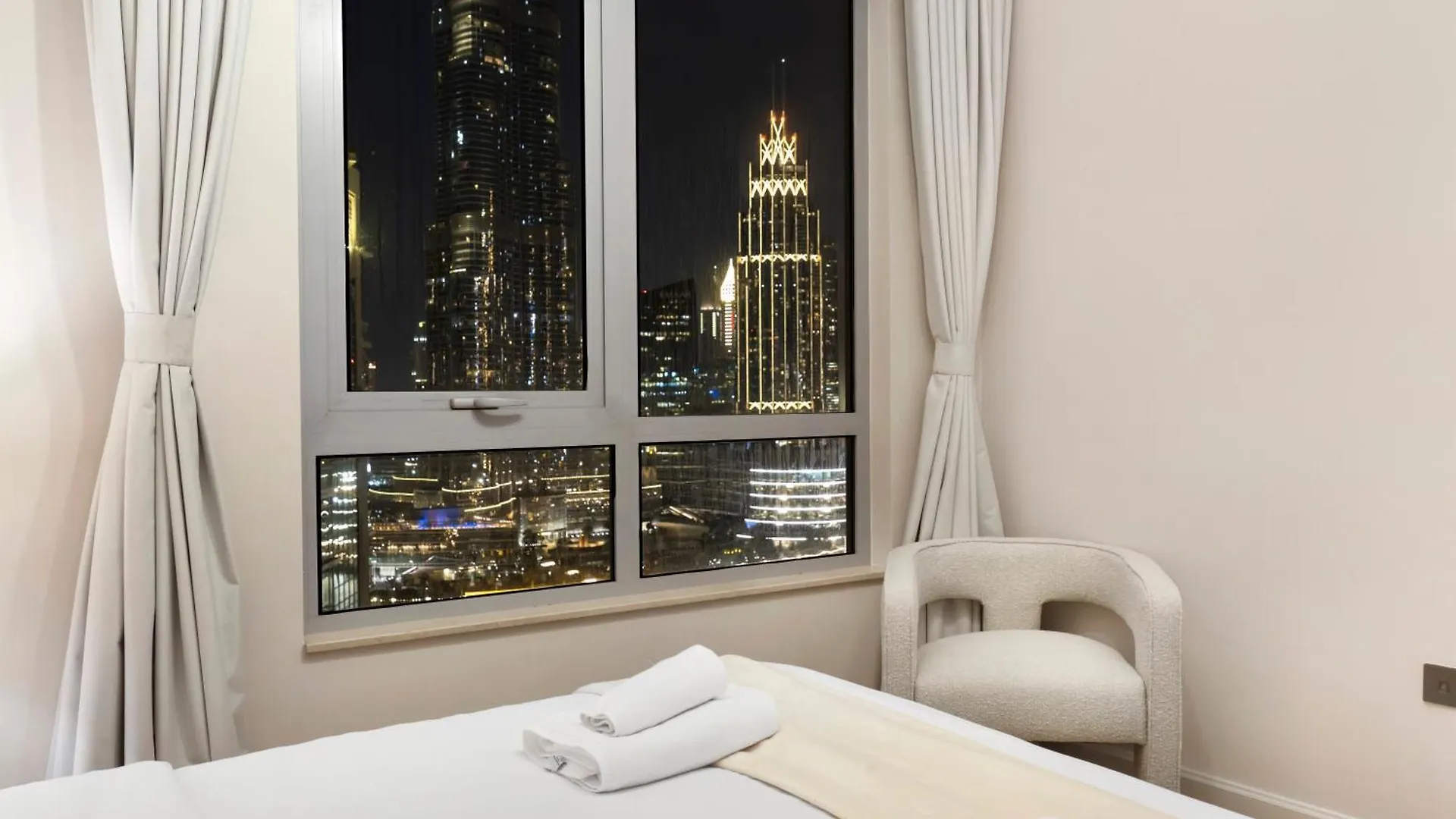 4 Bhk In Downtown With Iconic Burj Khalifa Views, 2 Minutes Walk To Dubai Mall 0*,  Emirati Arabi Uniti
