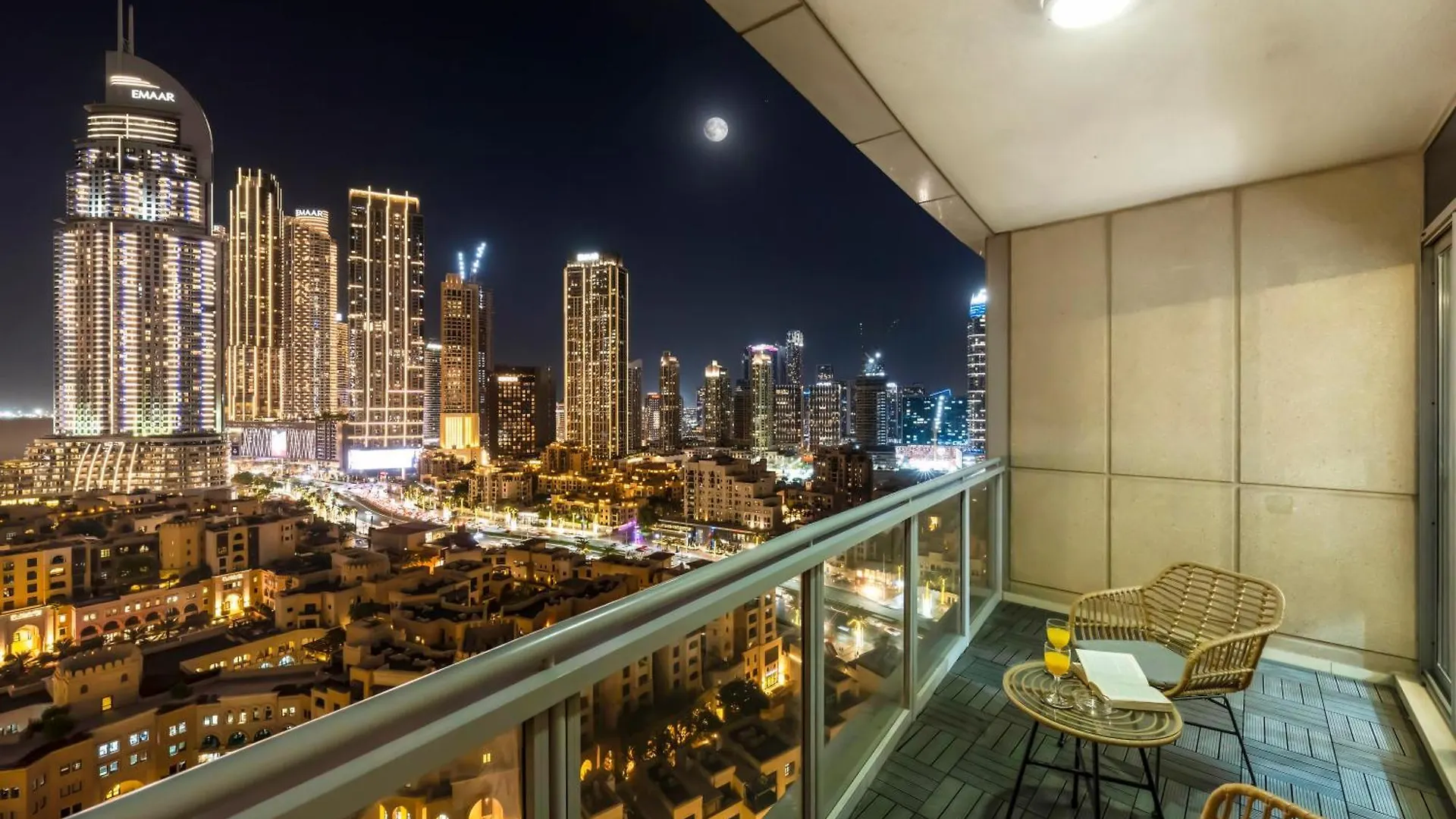 4 Bhk In Downtown With Iconic Burj Khalifa Views, 2 Minutes Walk To Dubai Mall